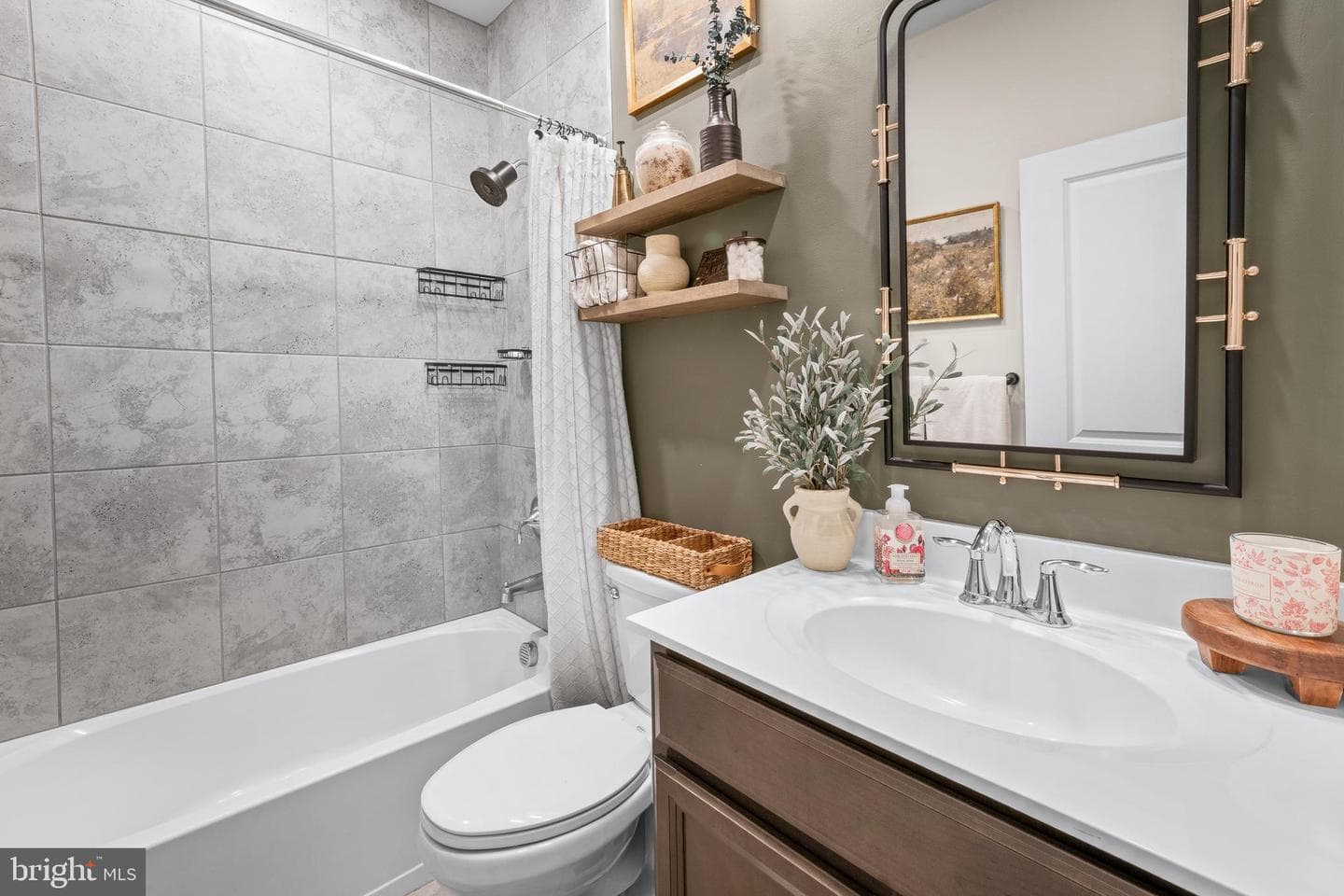 146 Park Place photo 24