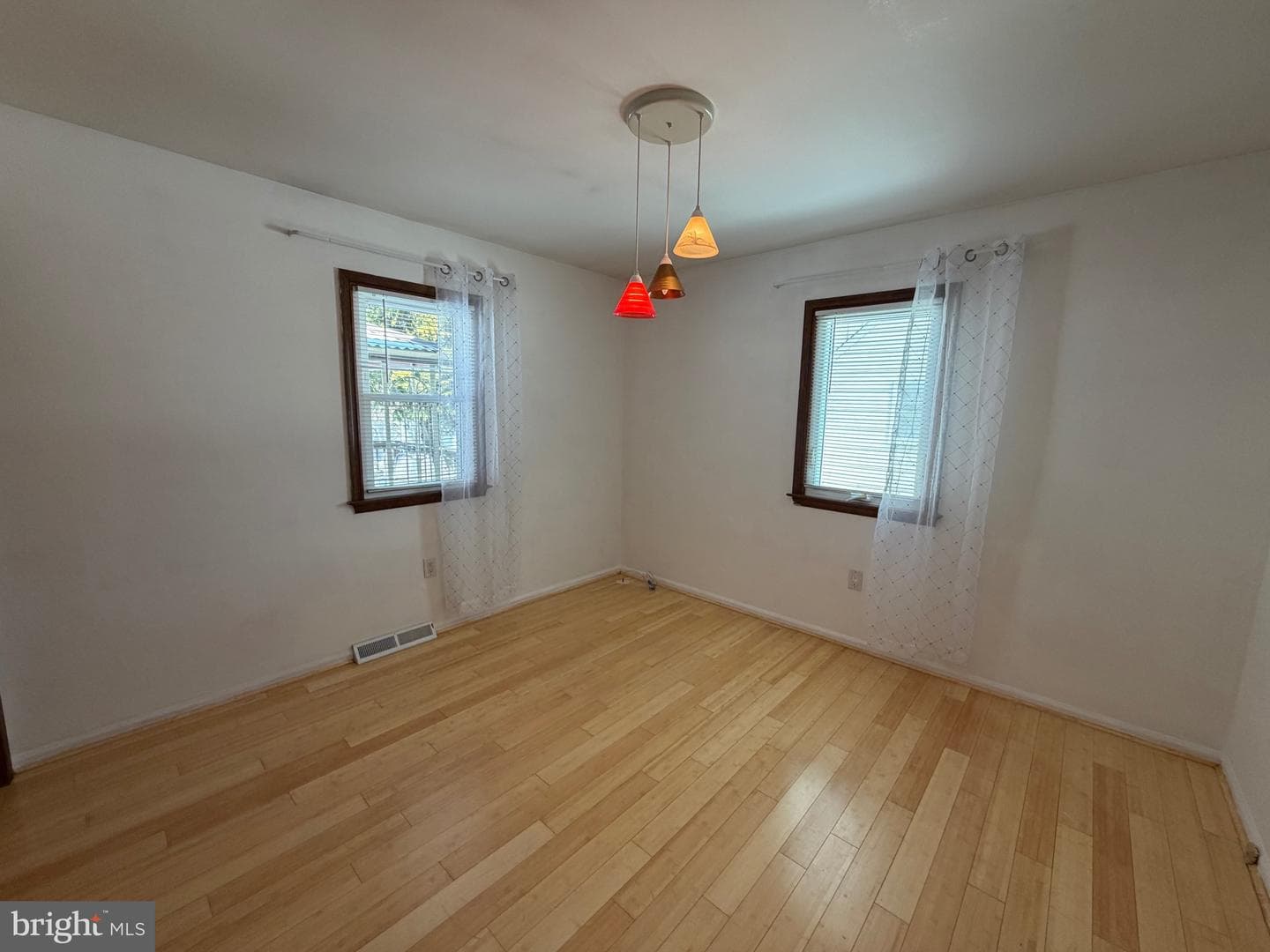 10 Bowling Green Avenue photo 13