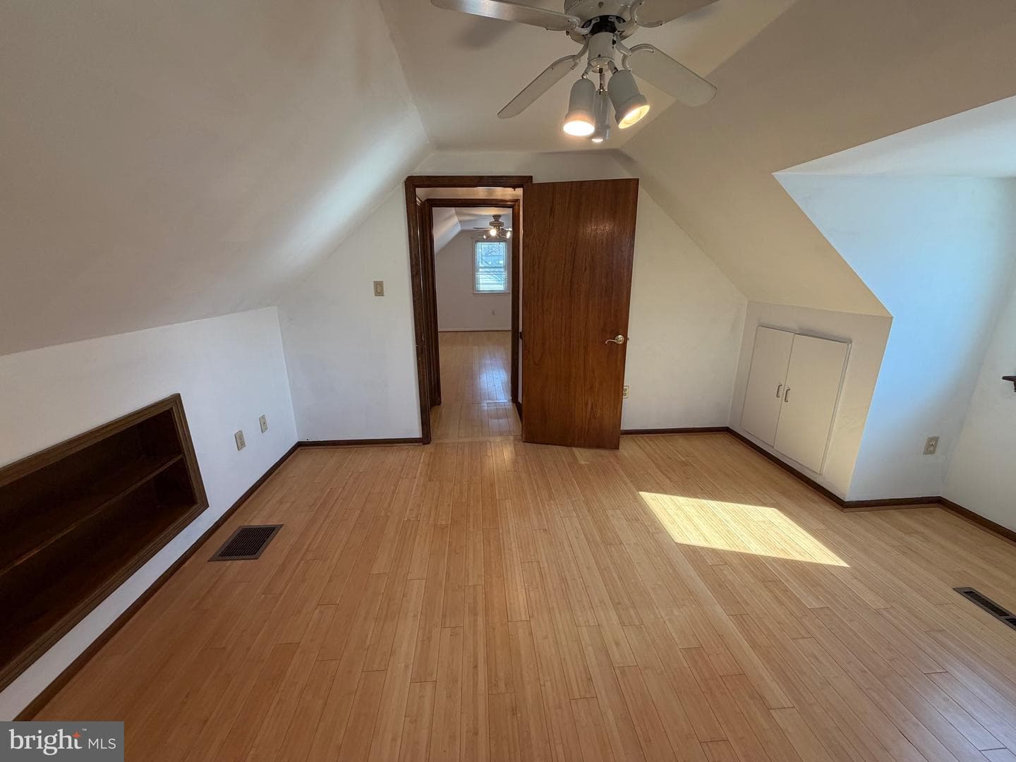 10 Bowling Green Avenue photo 24