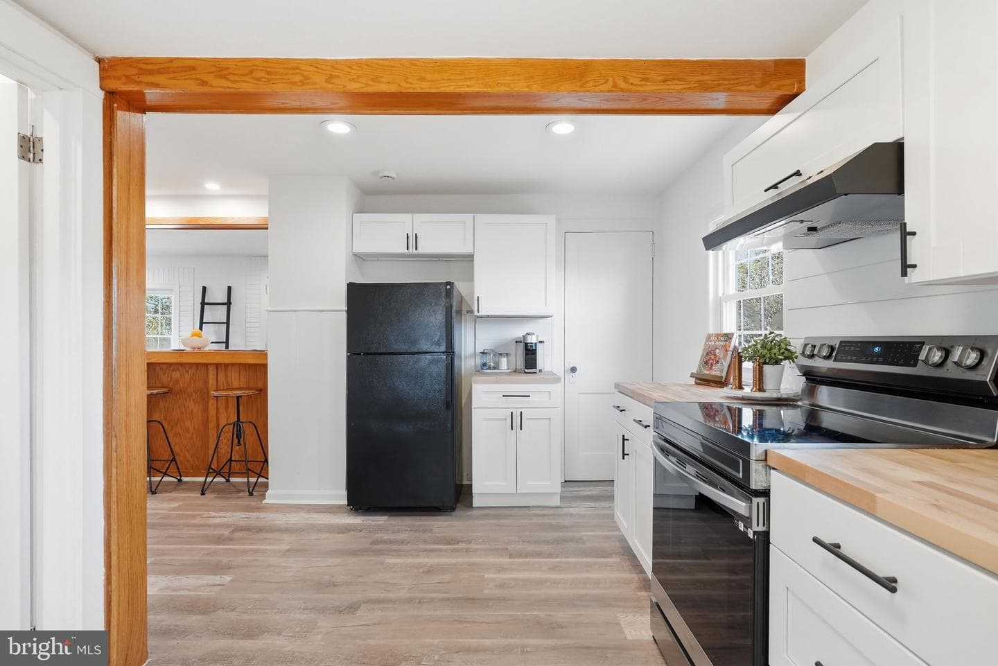 292 Walter Road photo 14