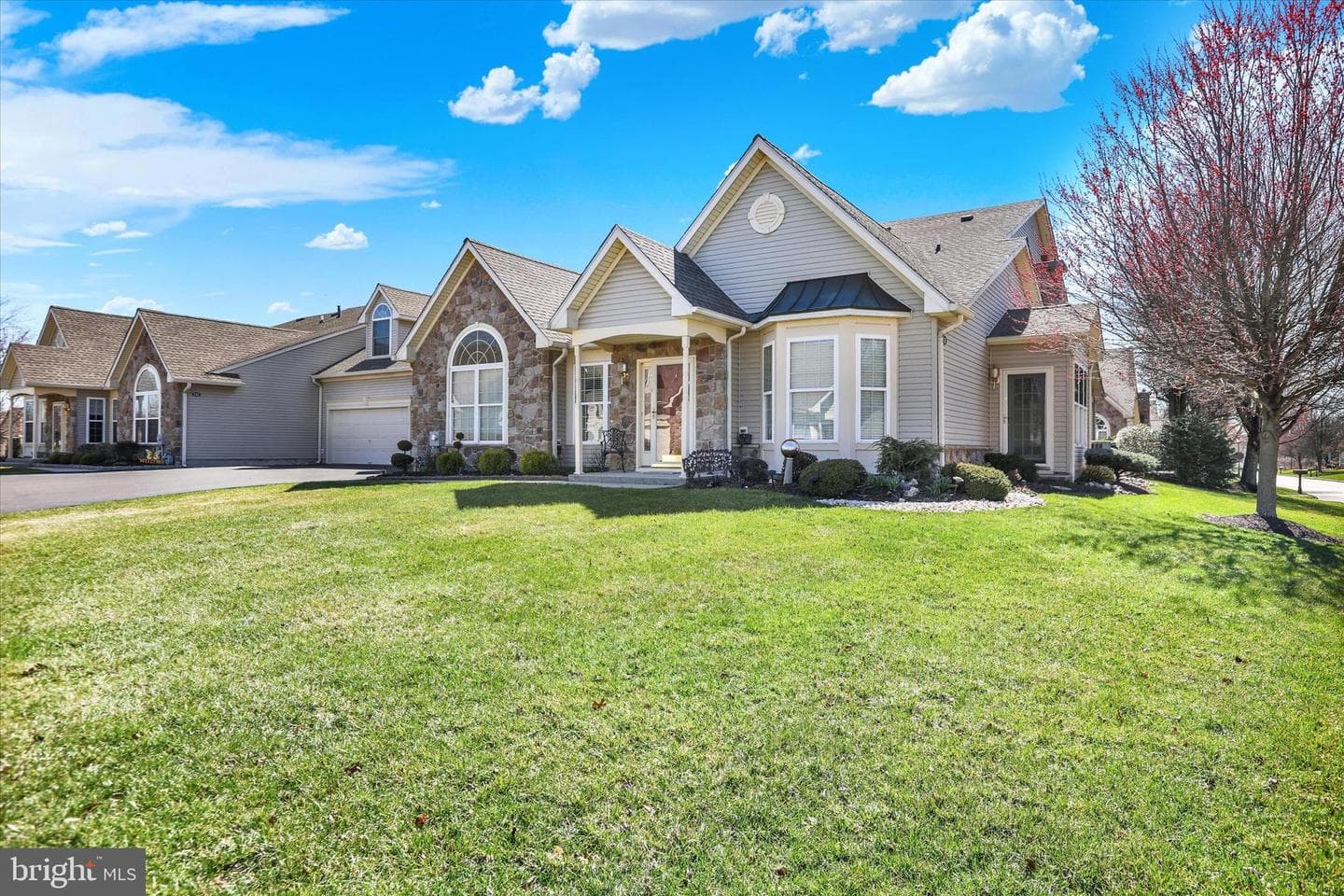 240 Shady Brook Drive #270 photo 2