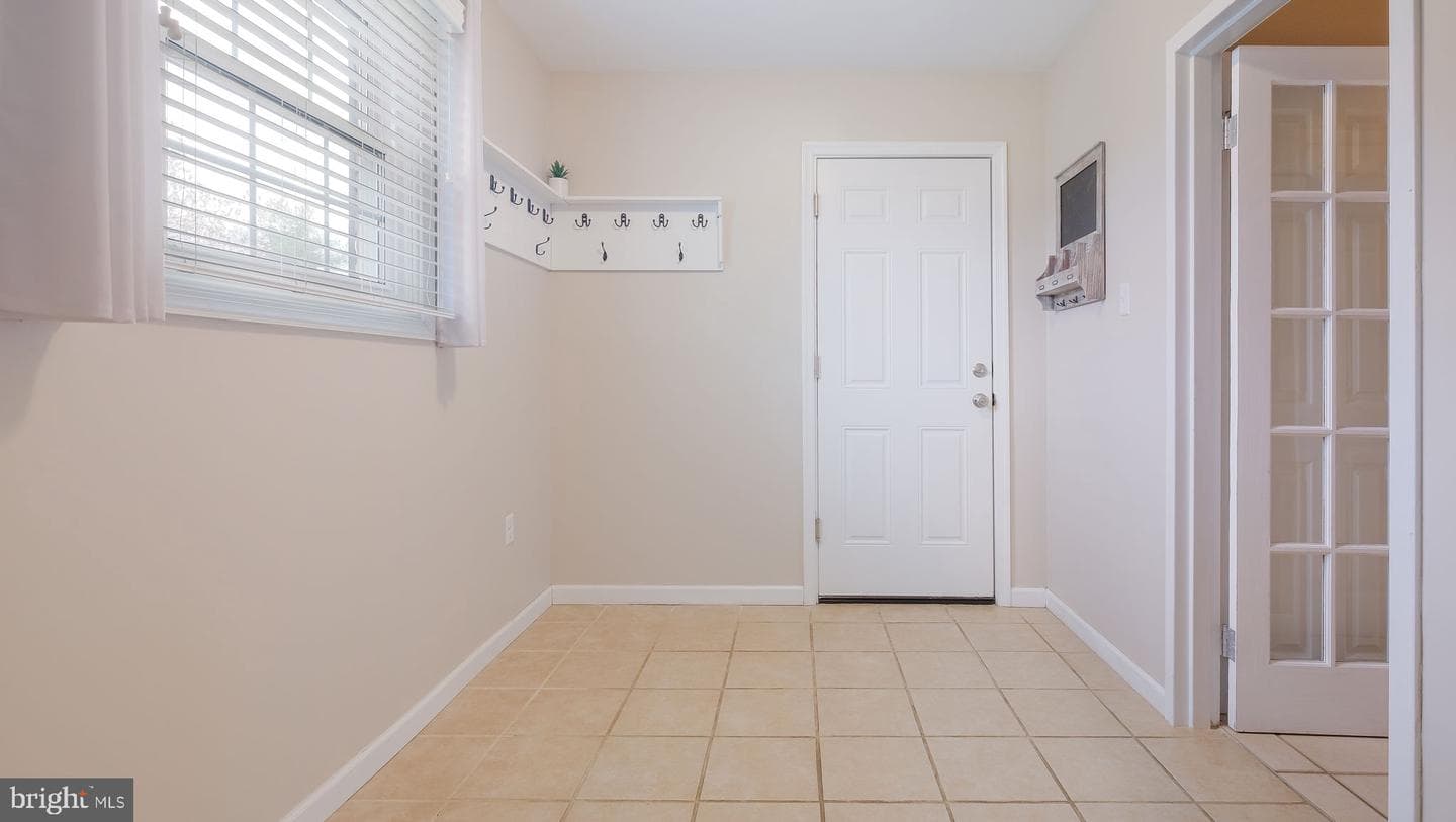 6 Hillcrest Circle photo 18