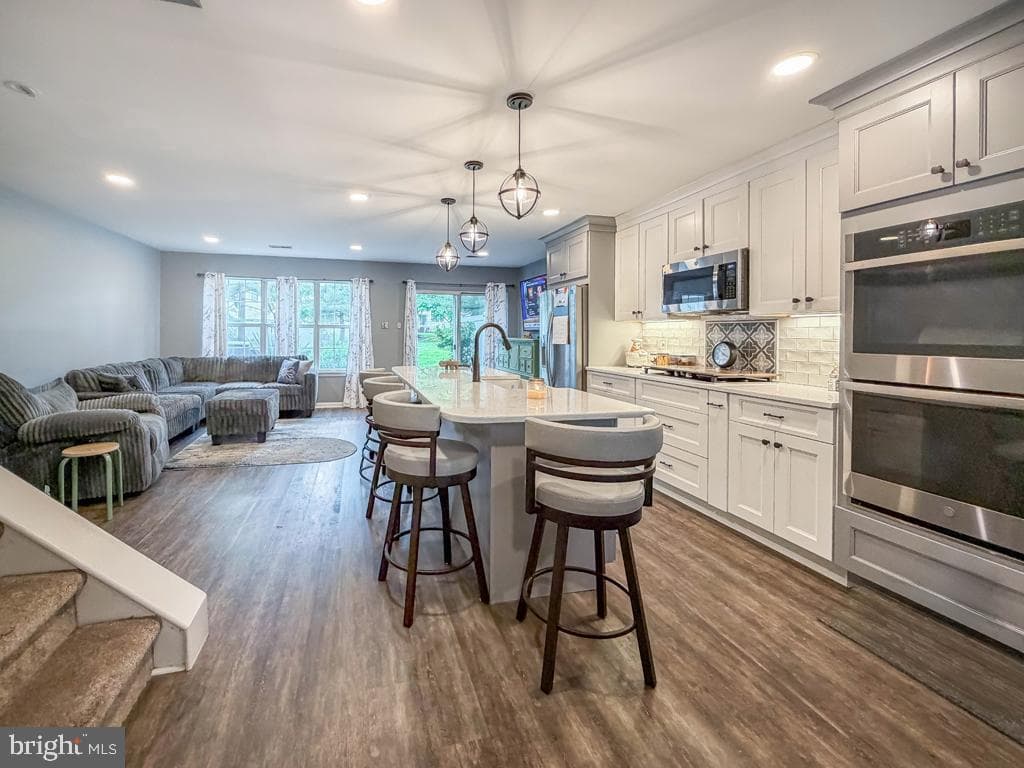 2203 Waterford Road photo 8