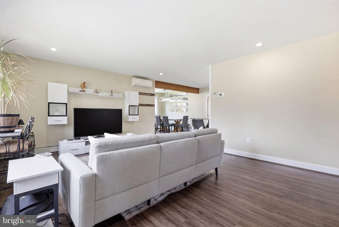 60 Lower Orchard Drive photo 5