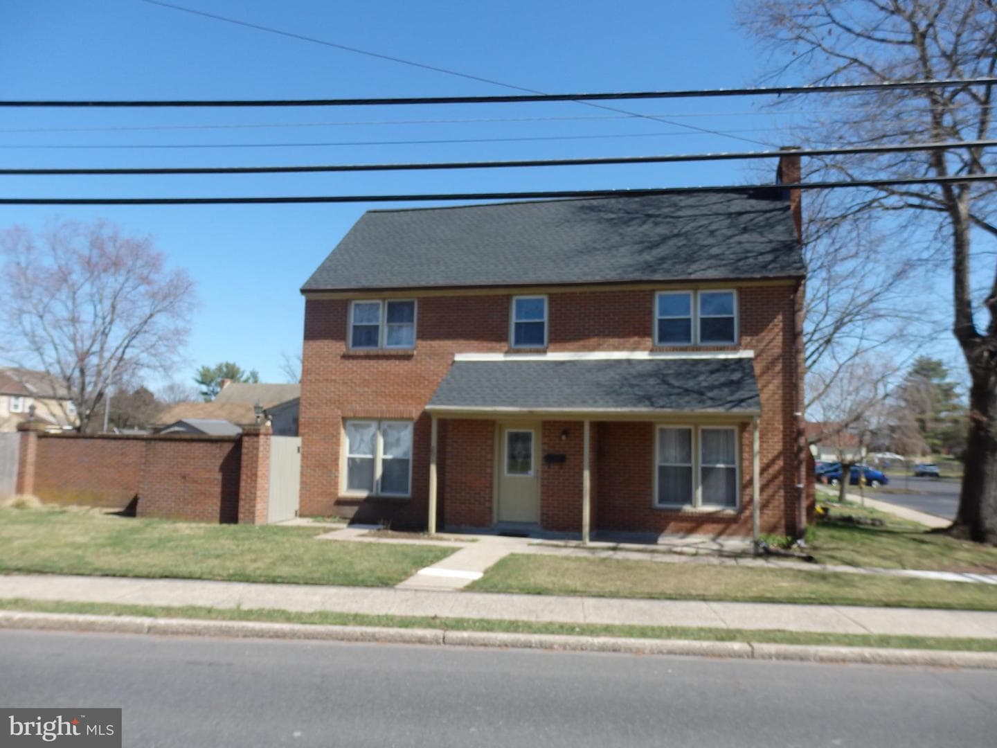 201 Lancaster Court photo 2