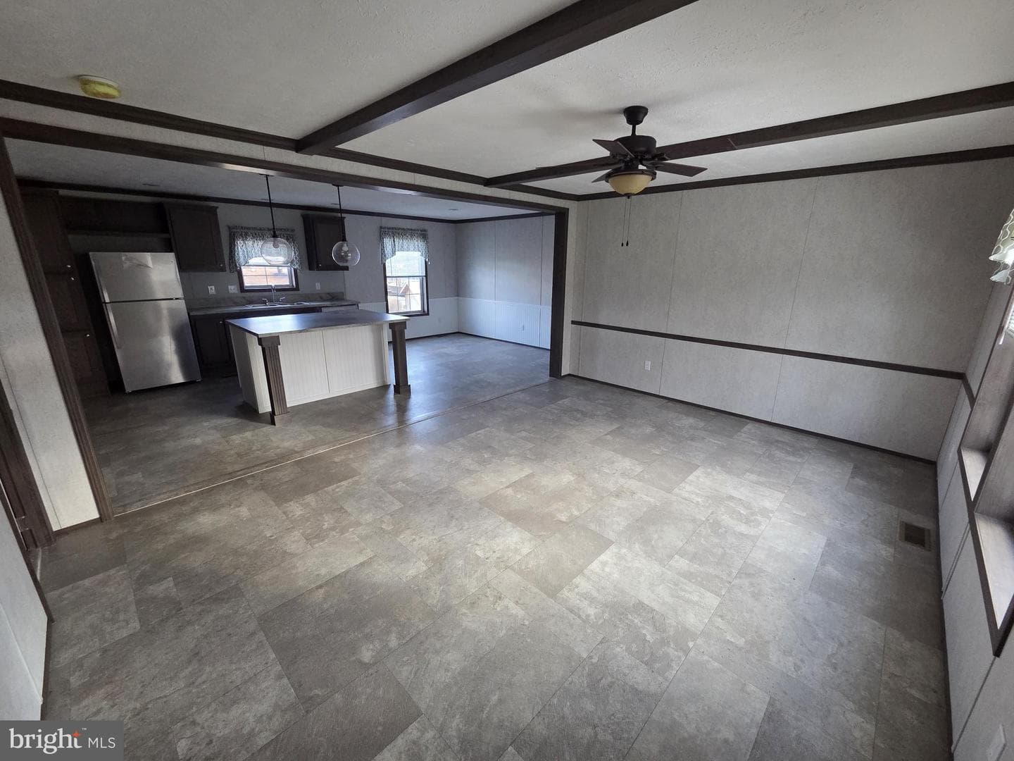 4 Woodedge Drive photo 3