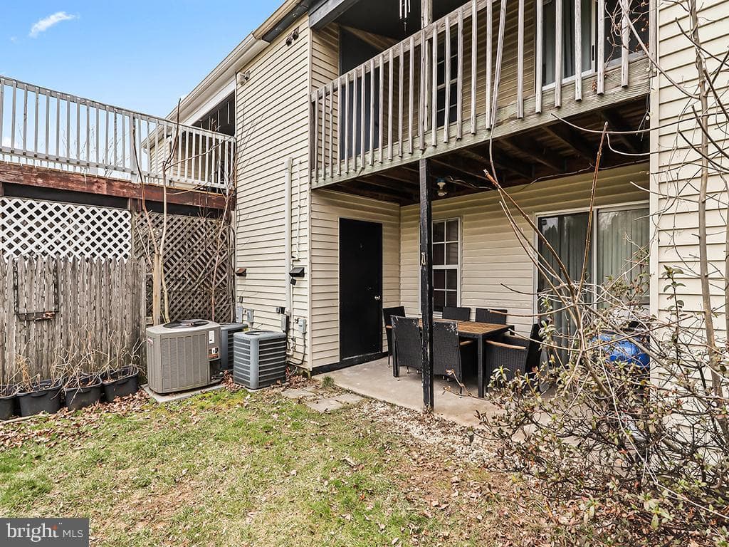 70 Sandybrook Drive photo 9