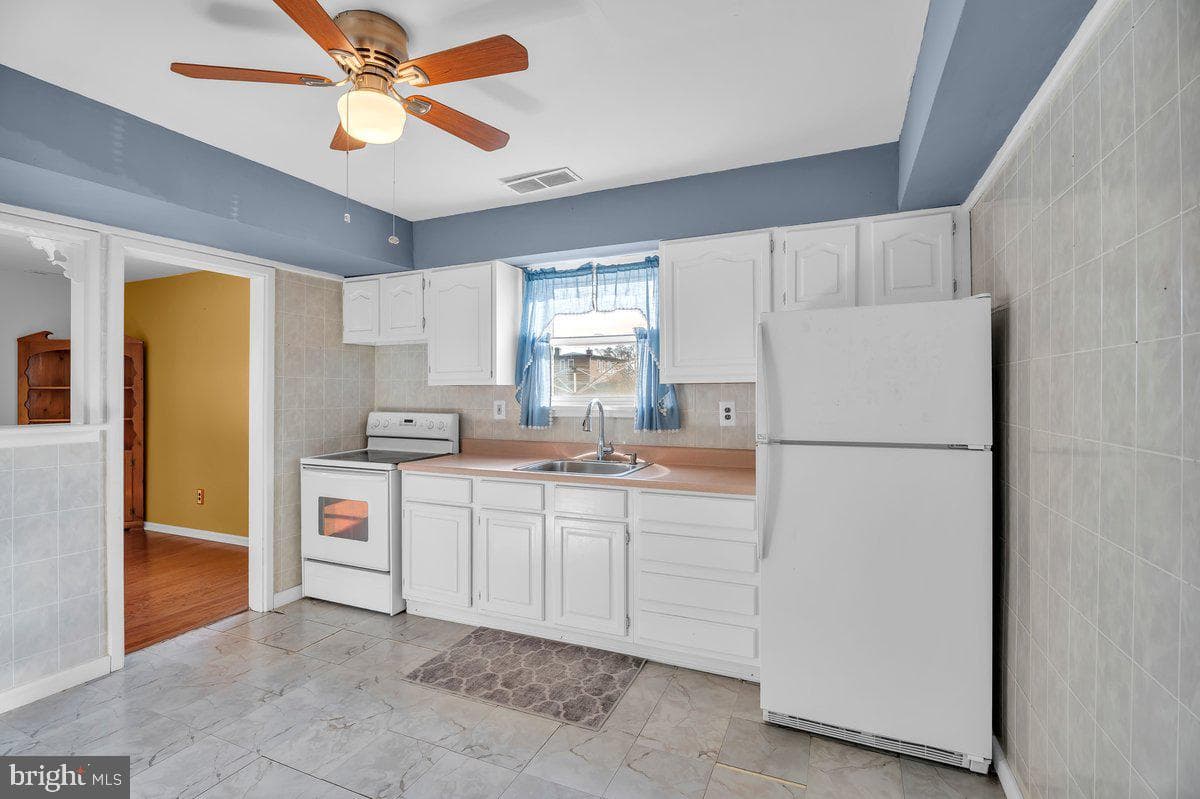 813 4th Avenue photo 8