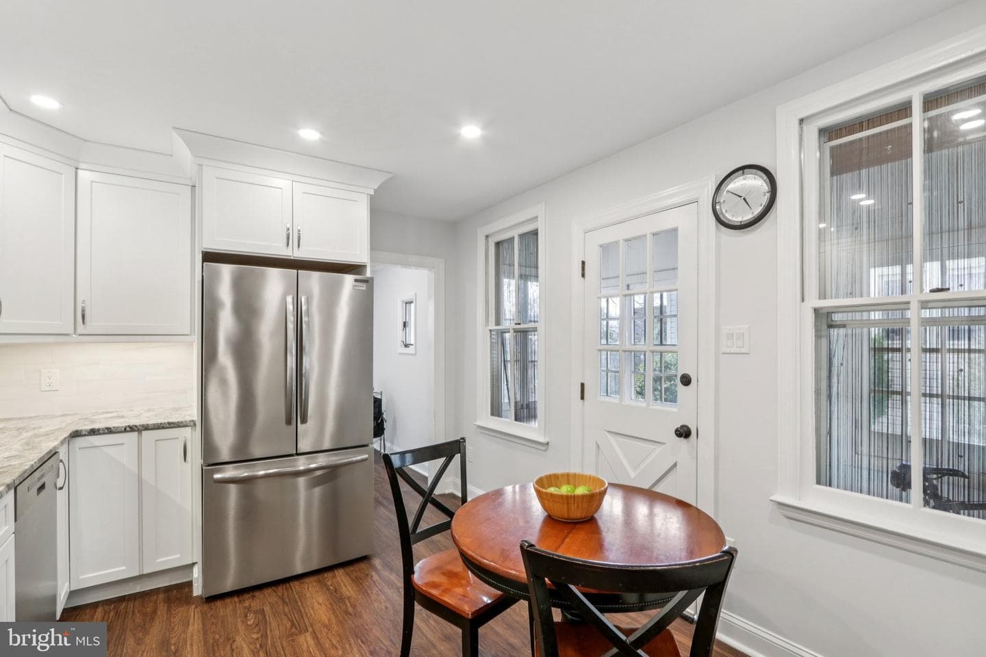 517 Crown Street photo 8