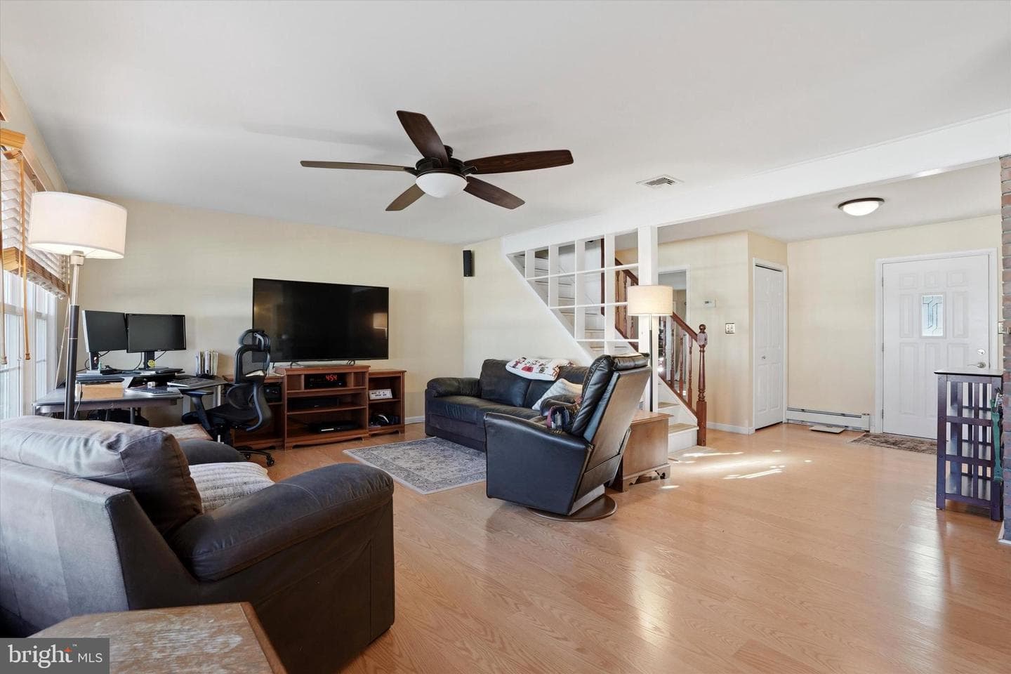 28 Sycamore Road photo 4