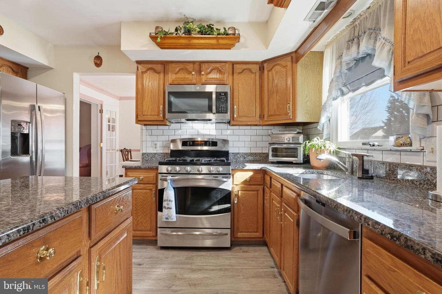 429 Grand Avenue photo 12
