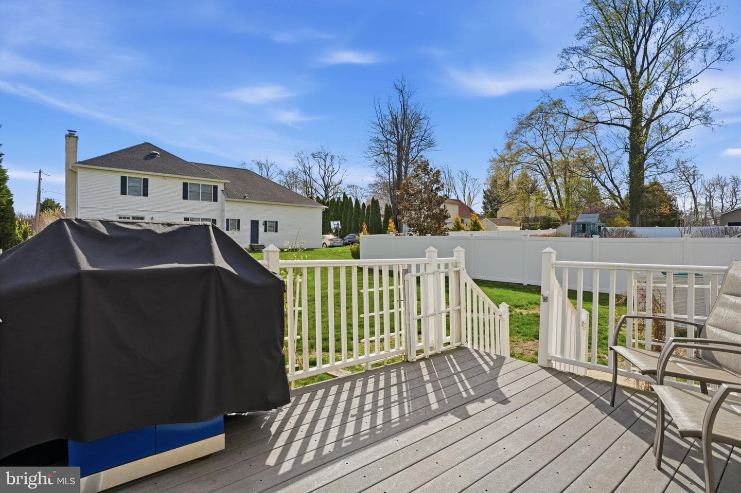 429 Grand Avenue photo 37