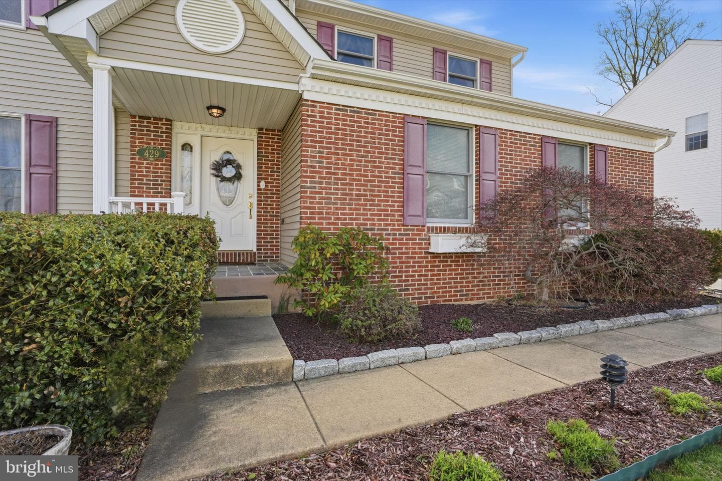 429 Grand Avenue photo 4