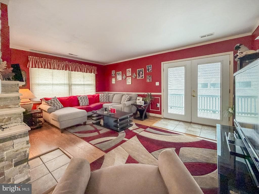 55 Teaberry Lane photo 2