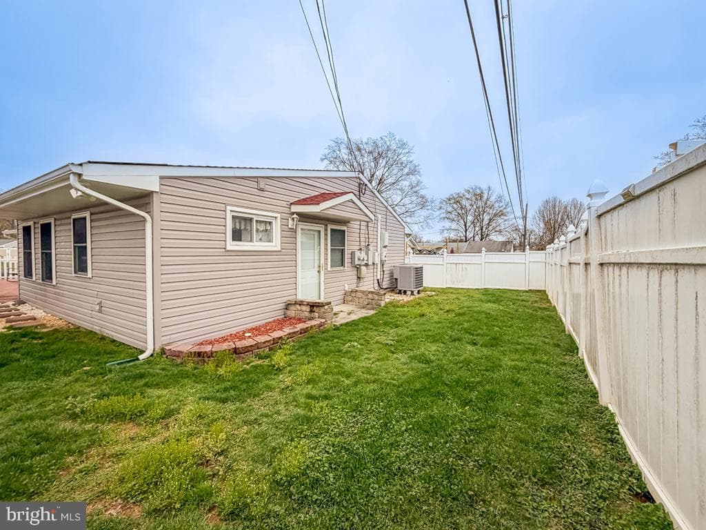 55 Teaberry Lane photo 29