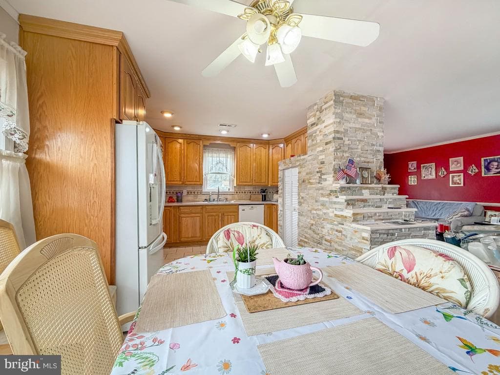 55 Teaberry Lane photo 7