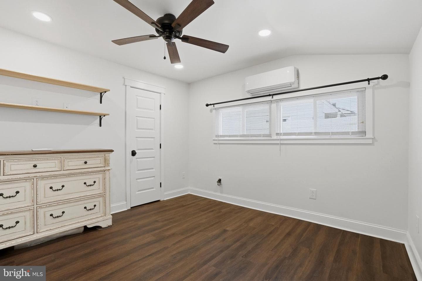 157 Mill Drive photo 16