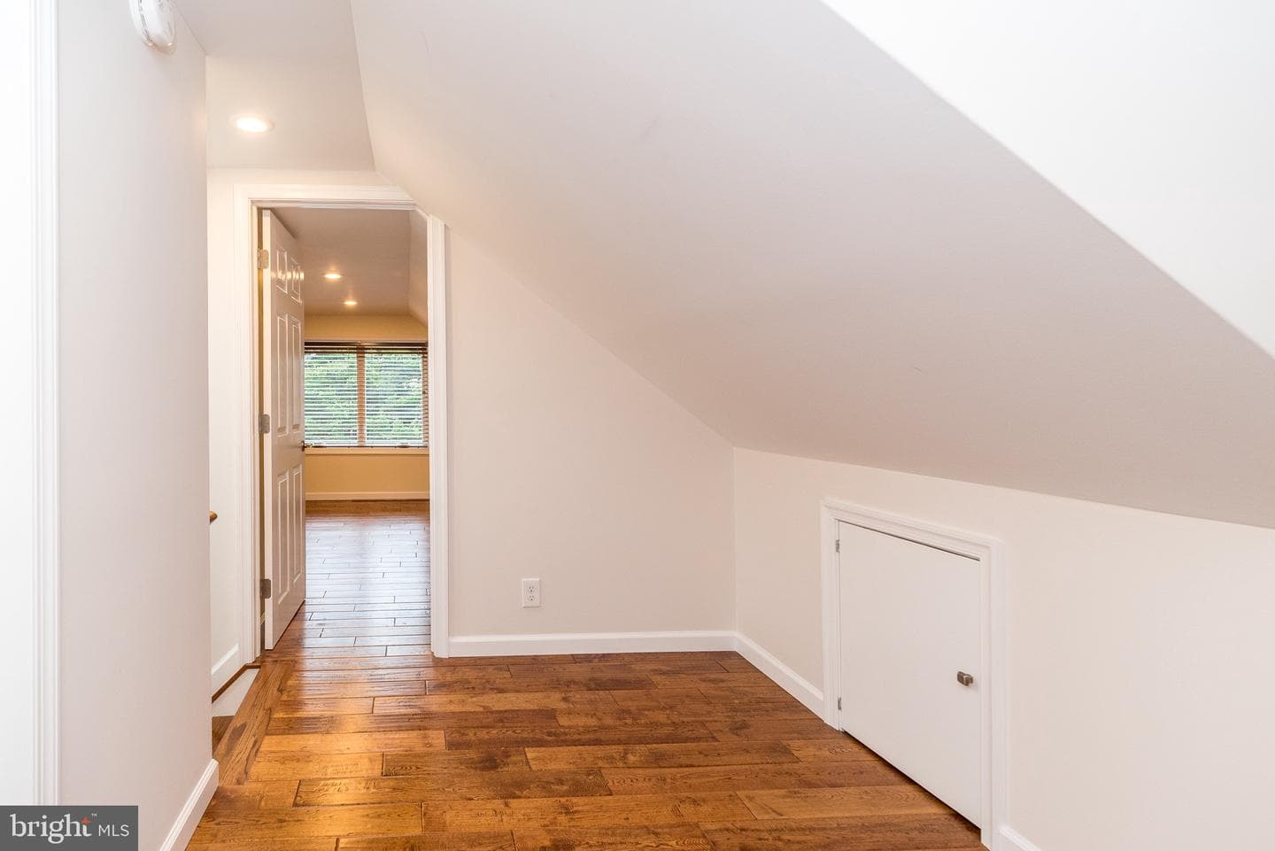 1630 Bonnie Brae Drive photo 12