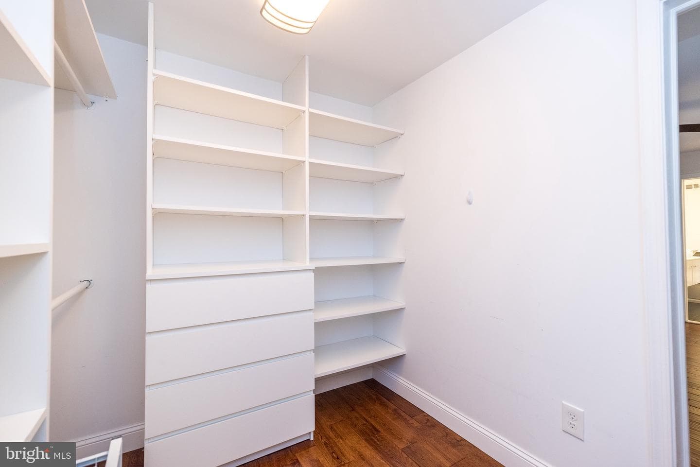 1630 Bonnie Brae Drive photo 20