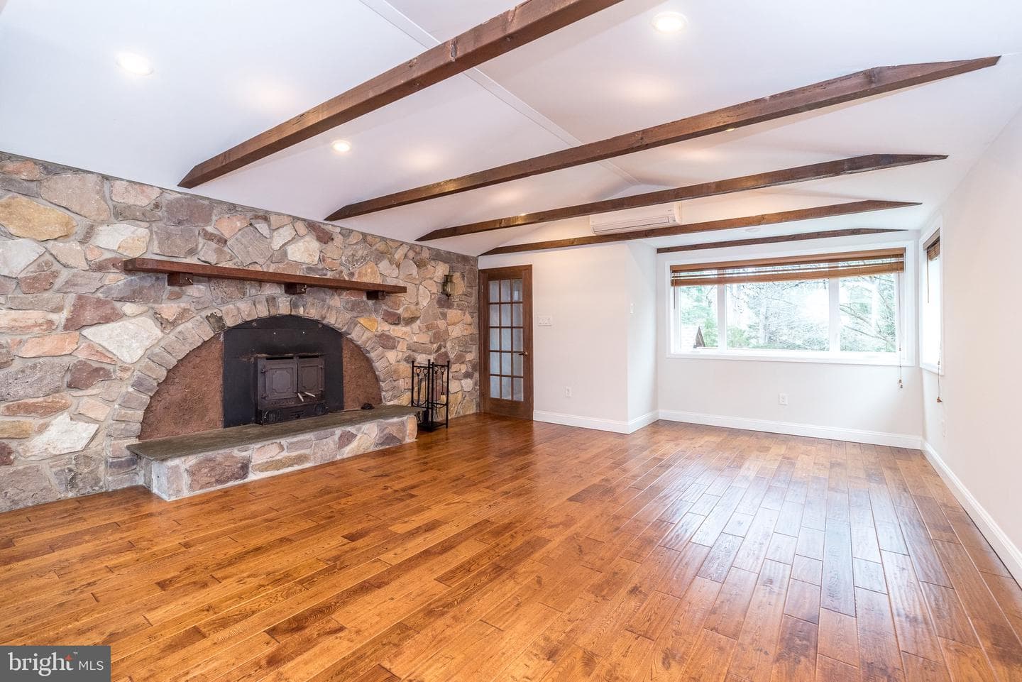 1630 Bonnie Brae Drive photo 27