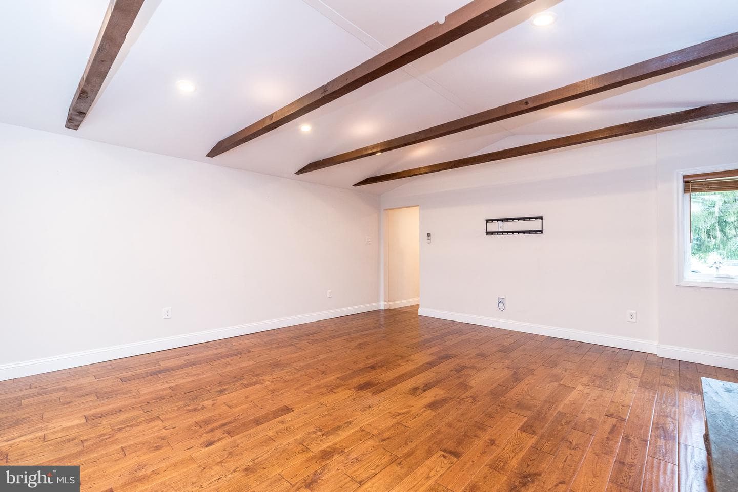 1630 Bonnie Brae Drive photo 30