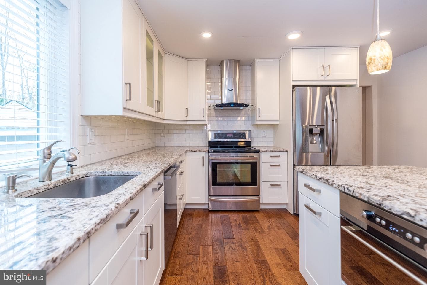 1630 Bonnie Brae Drive photo 36