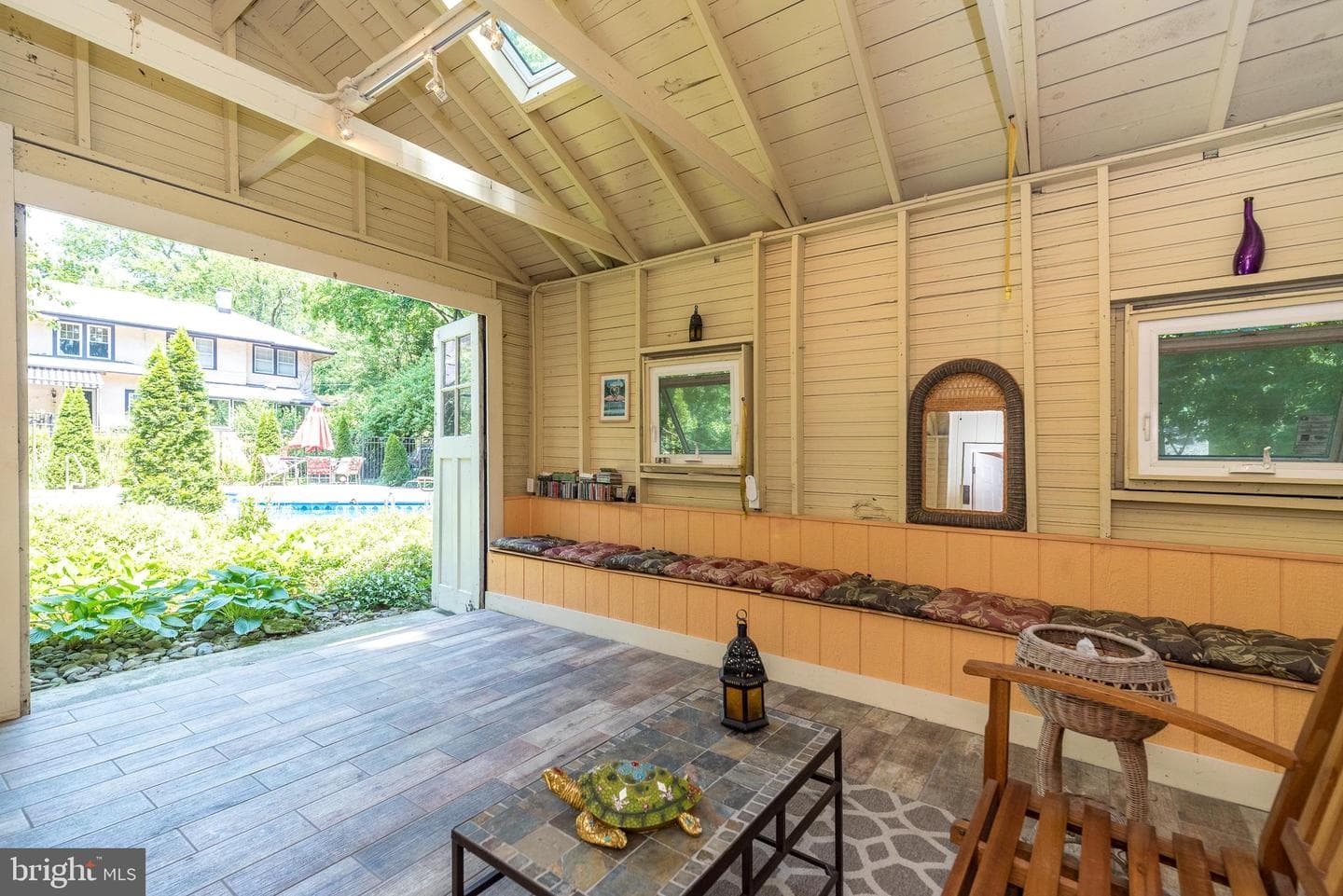 825 Highland Avenue photo 30