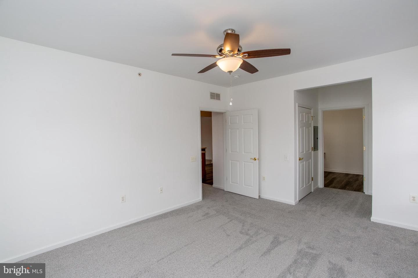 100 Beech Boulevard #204 photo 21
