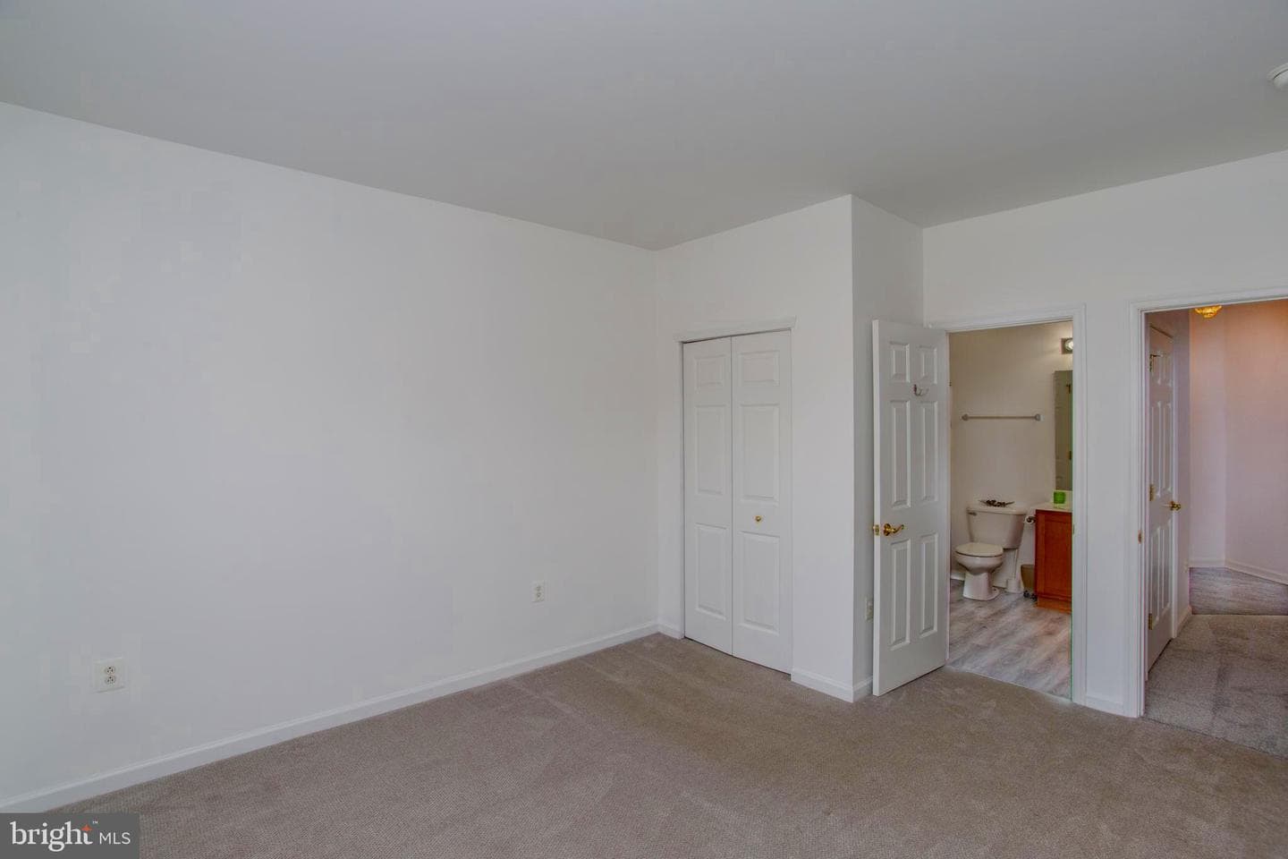 100 Beech Boulevard #204 photo 29