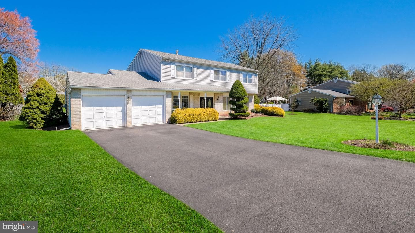 73 Springwood Drive photo 3