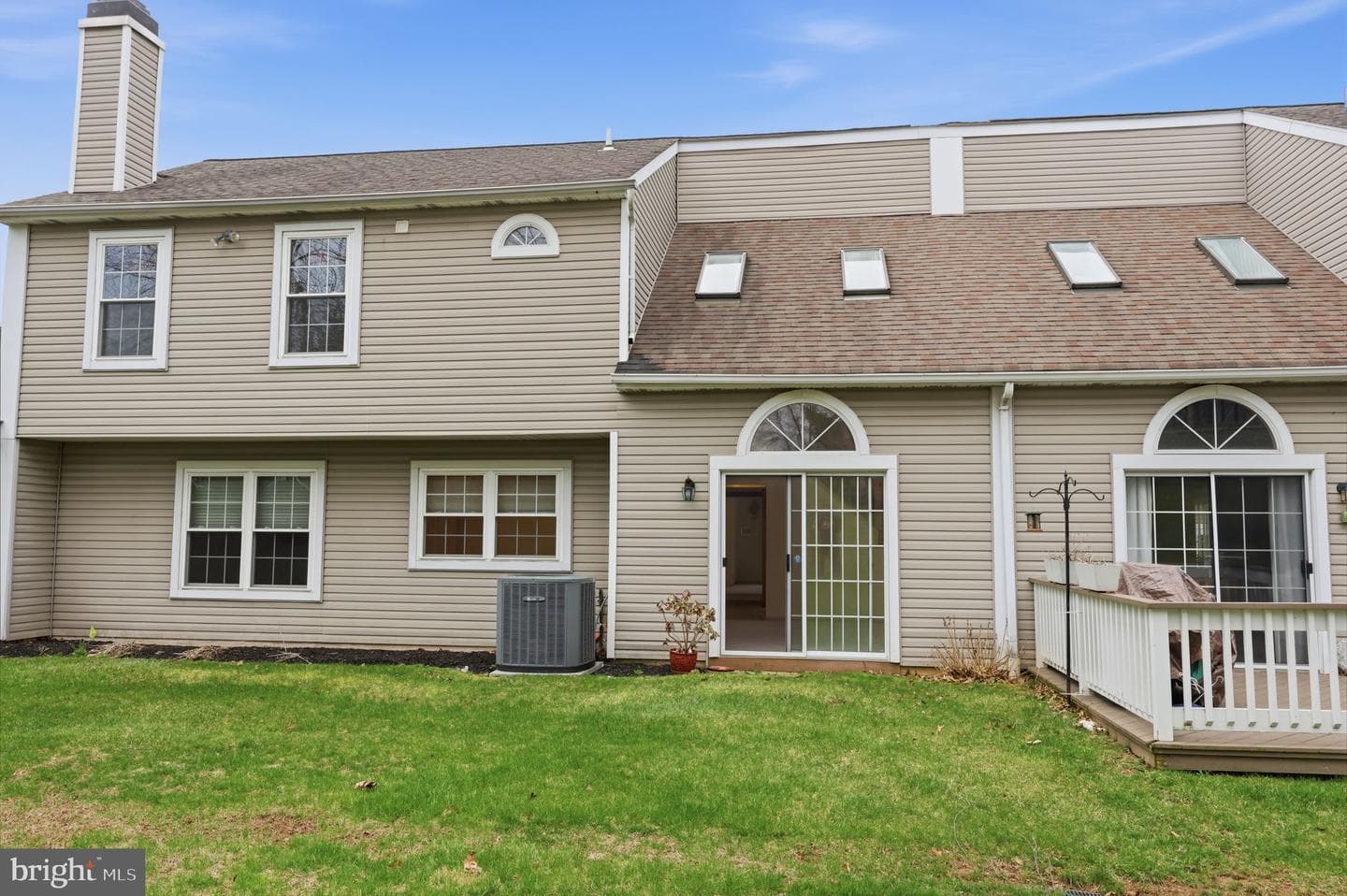 2105 Potters Place photo 4