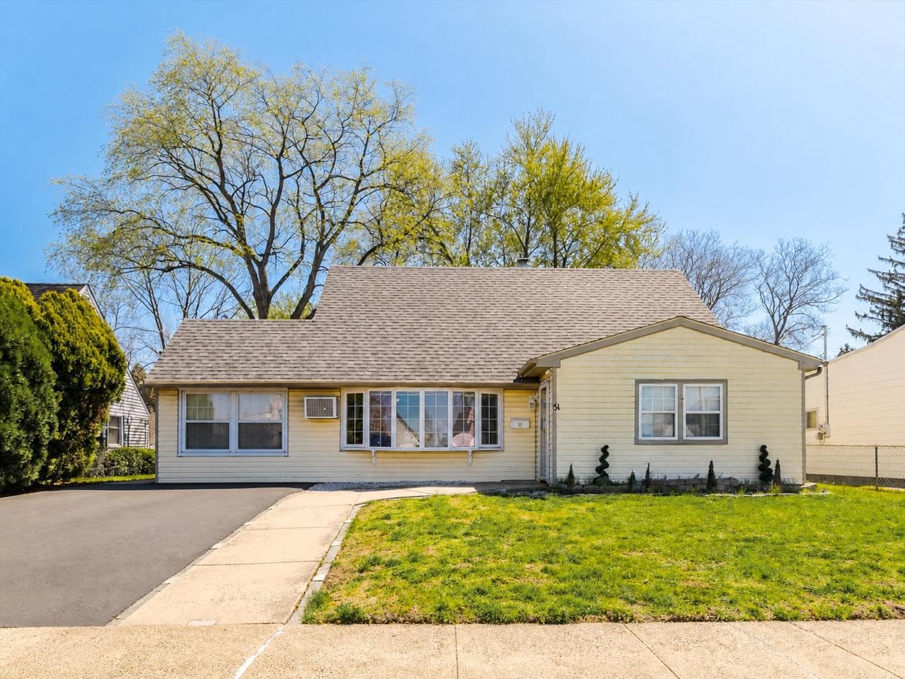 51 Junewood Drive, Levittown