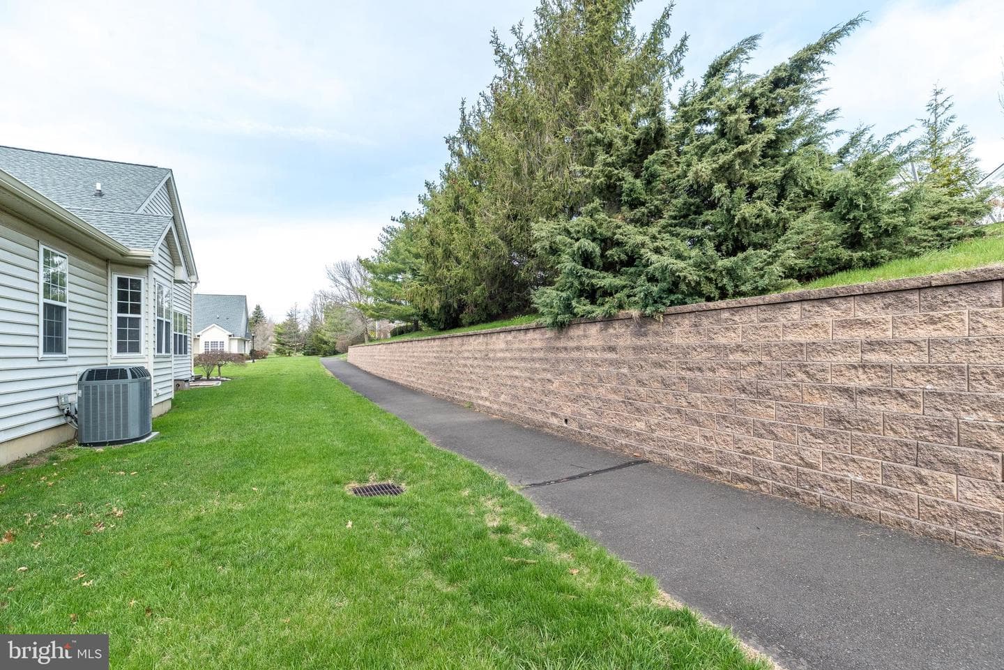 505 Plymouth Court photo 29