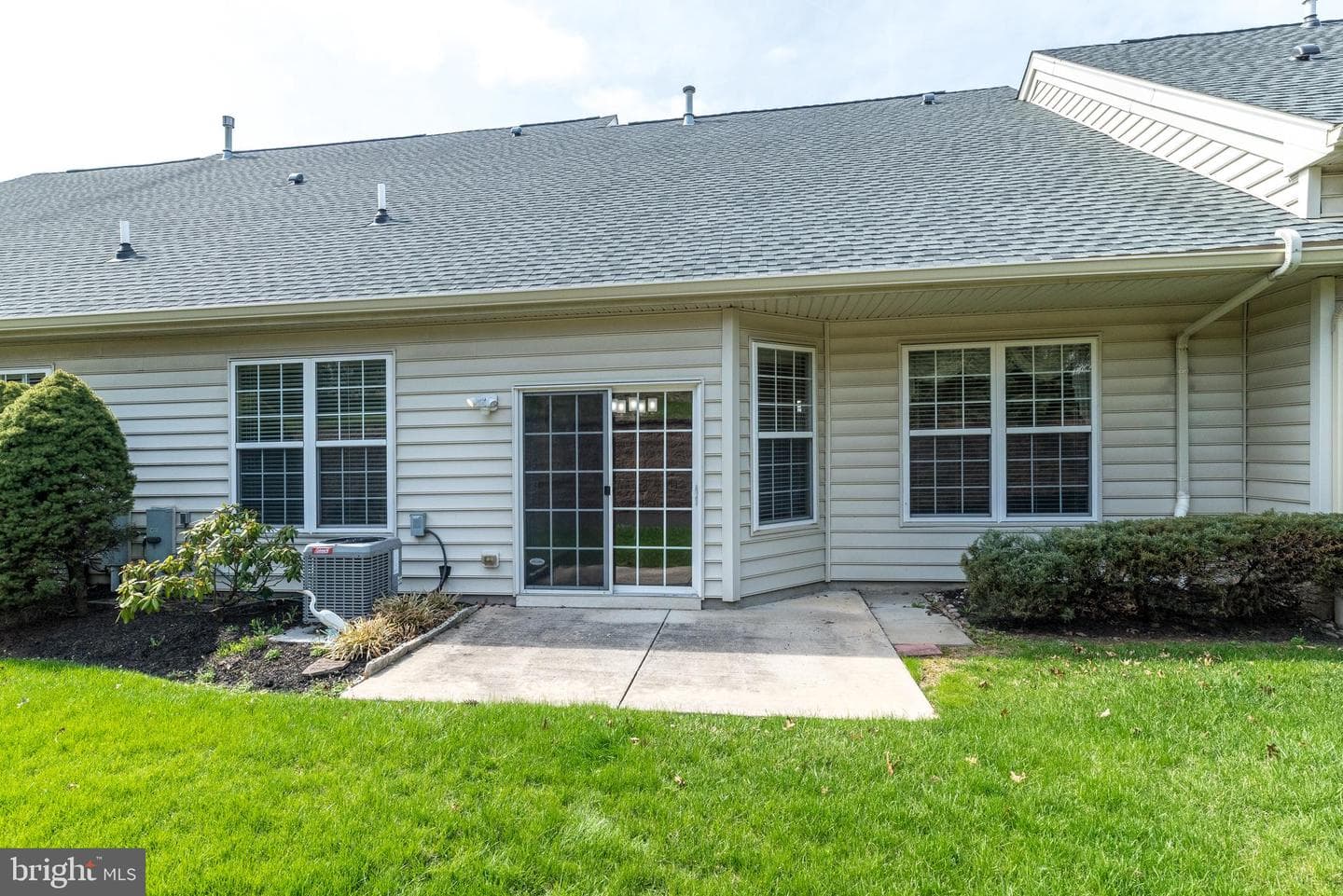505 Plymouth Court photo 30