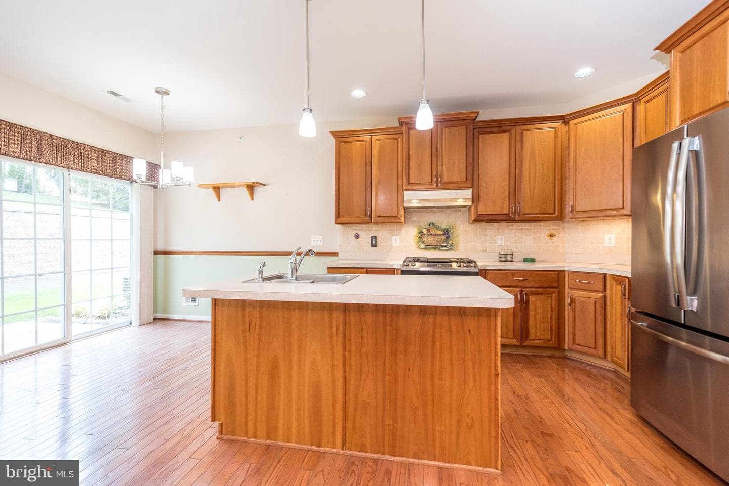 505 Plymouth Court photo 5