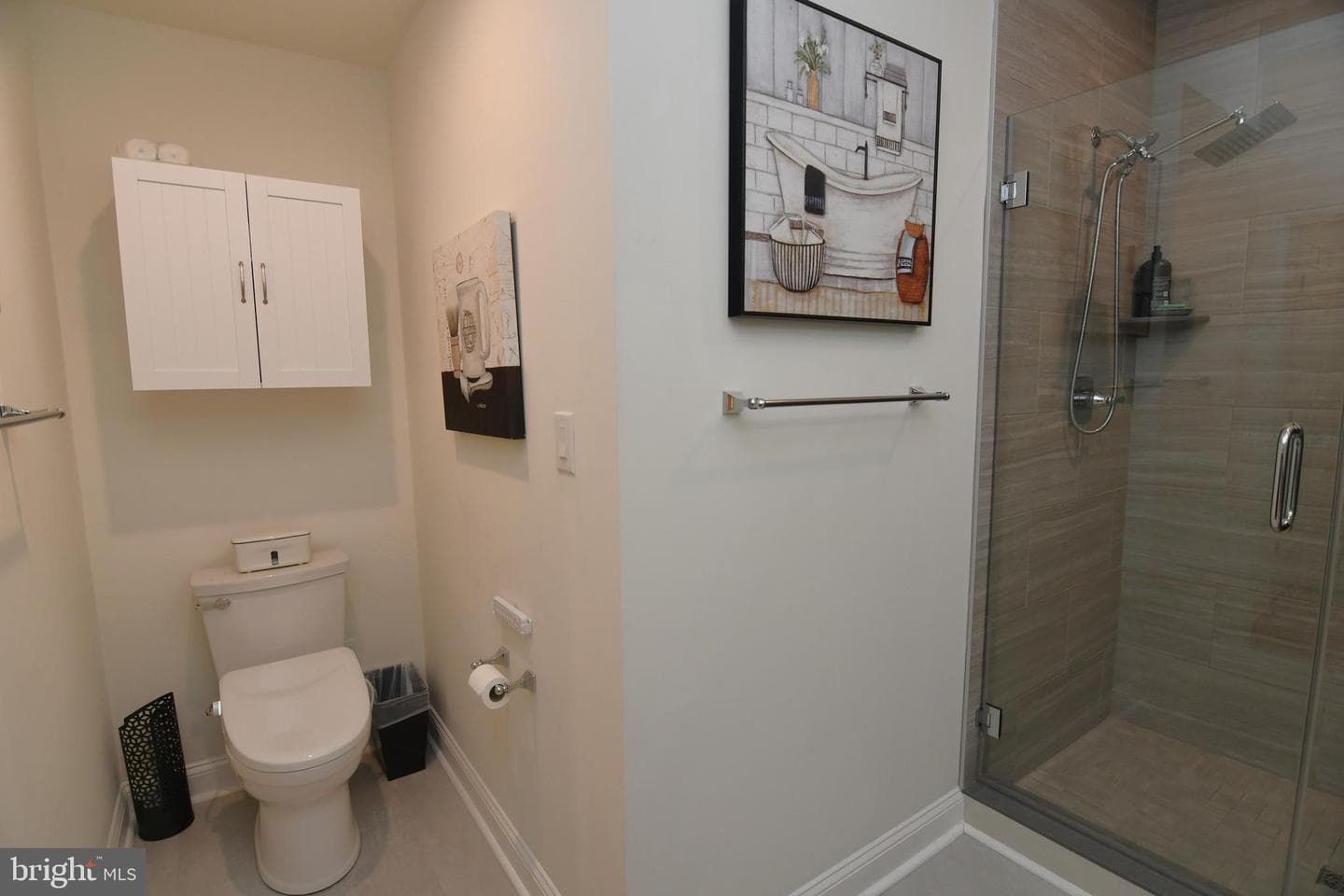 924 Holden Court photo 20