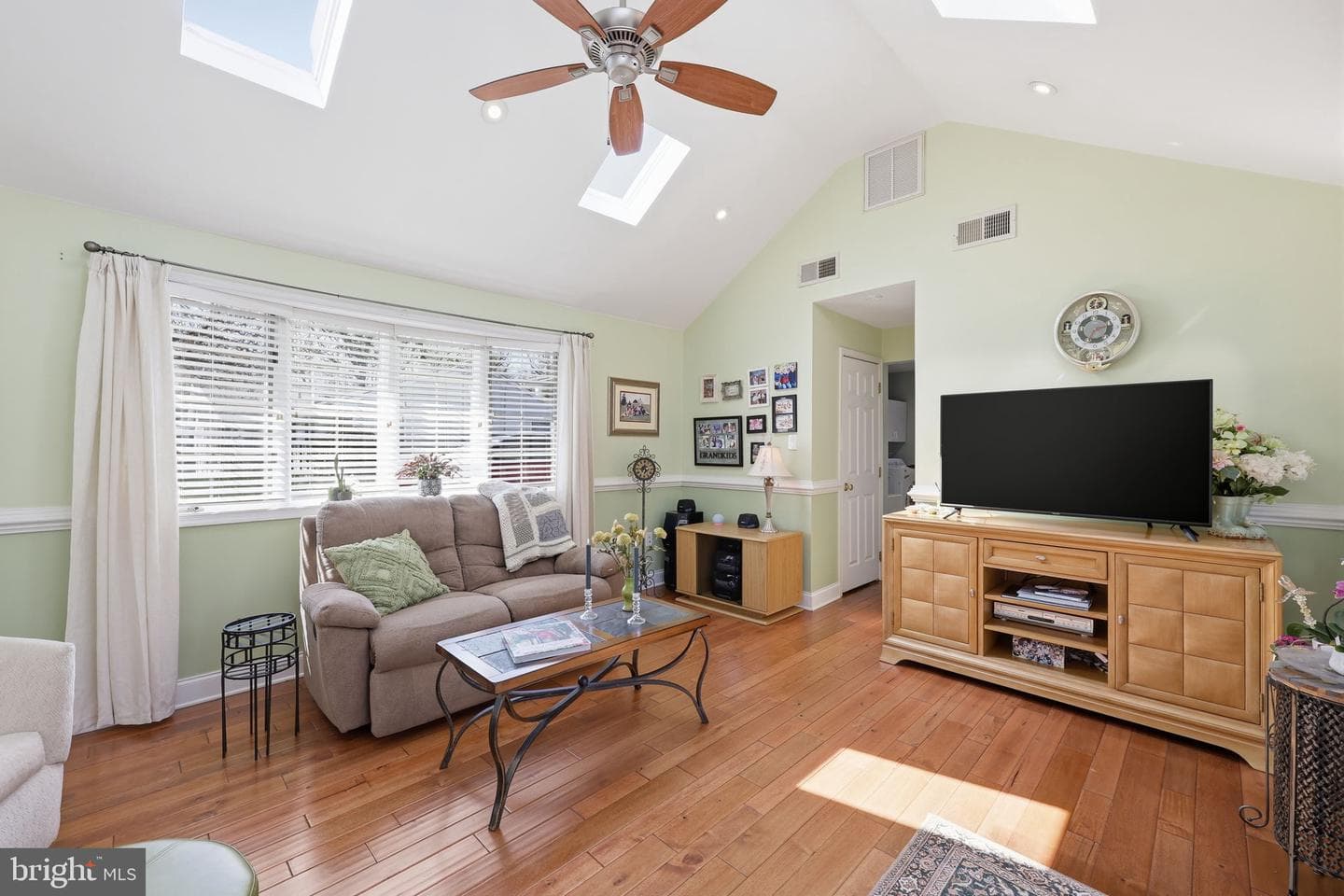 2 Simpson Drive photo 17