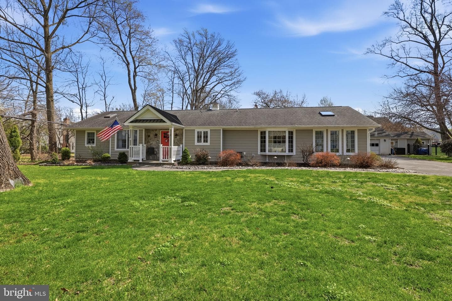 2 Simpson Drive photo 33