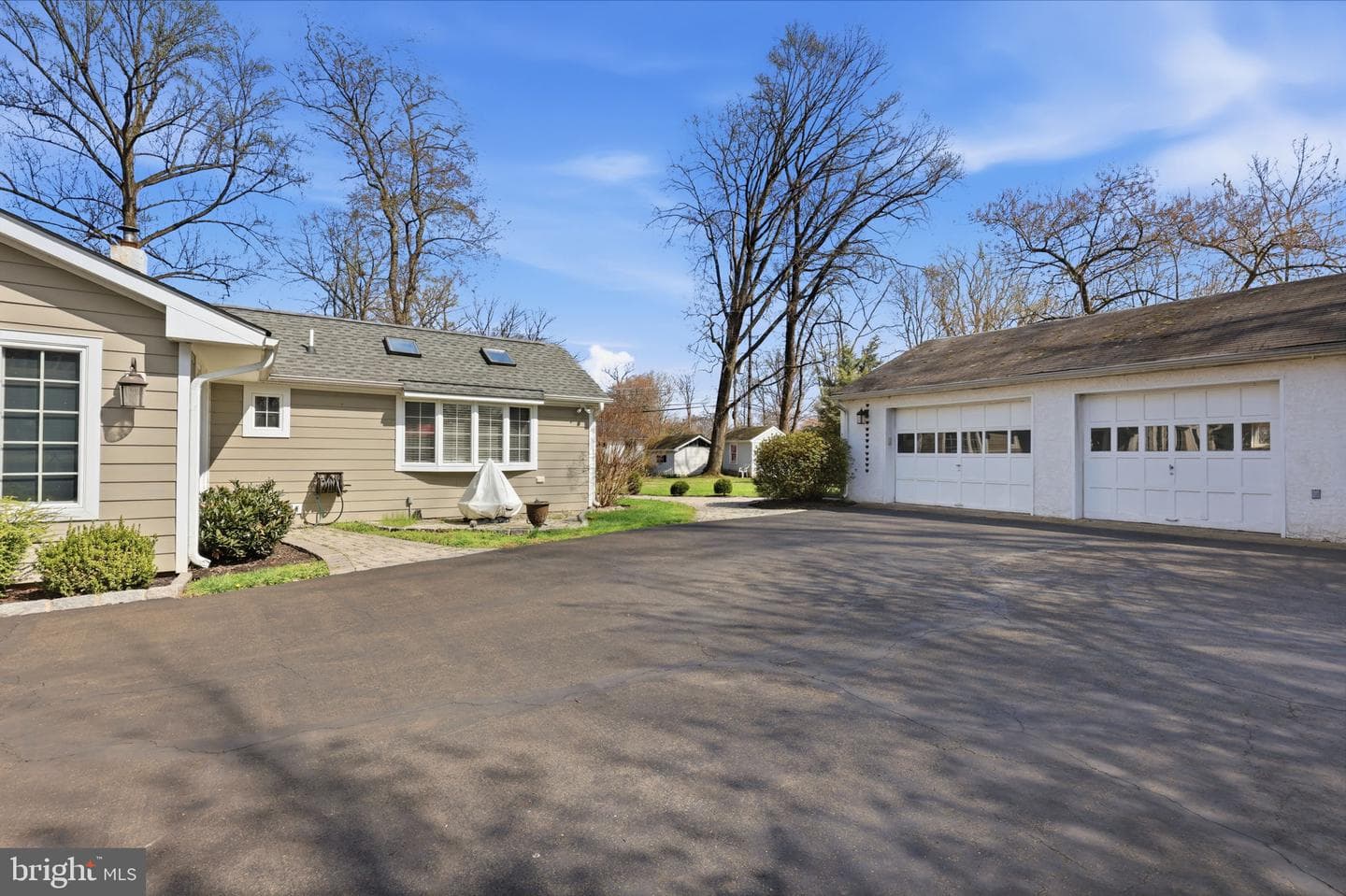 2 Simpson Drive photo 37