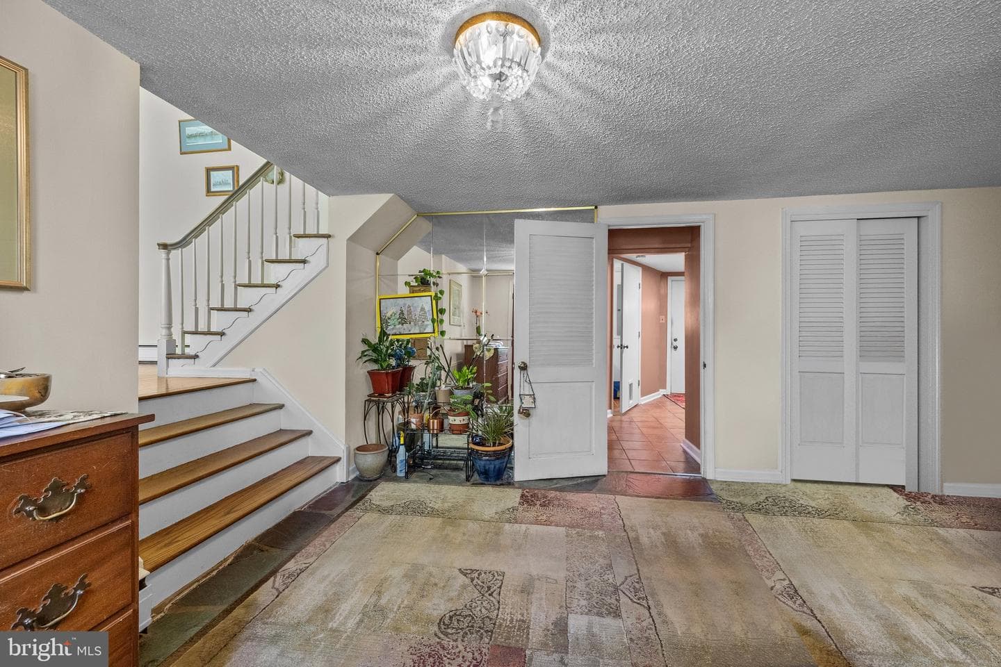 28 Edgewood Road photo 4