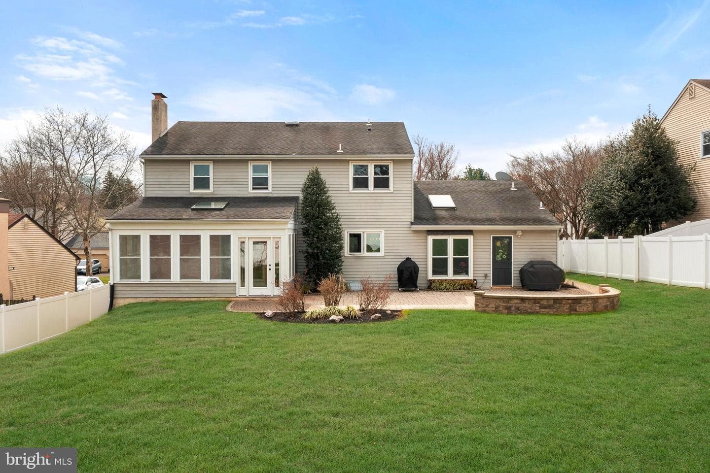 218 Fox Hollow photo 3