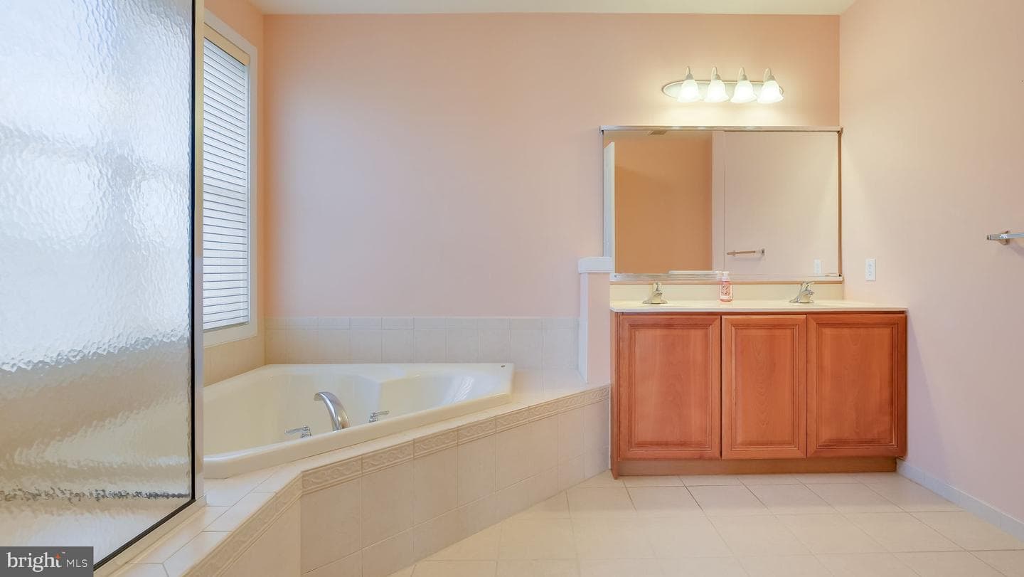 1218 Meridian Boulevard #1218 photo 24