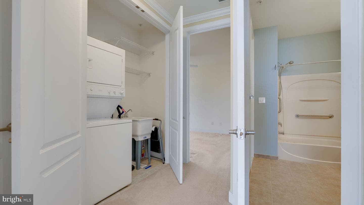 1218 Meridian Boulevard #1218 photo 34