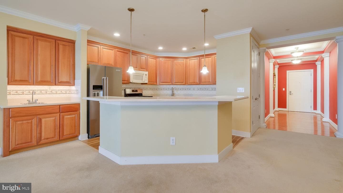 1218 Meridian Boulevard #1218 photo 9