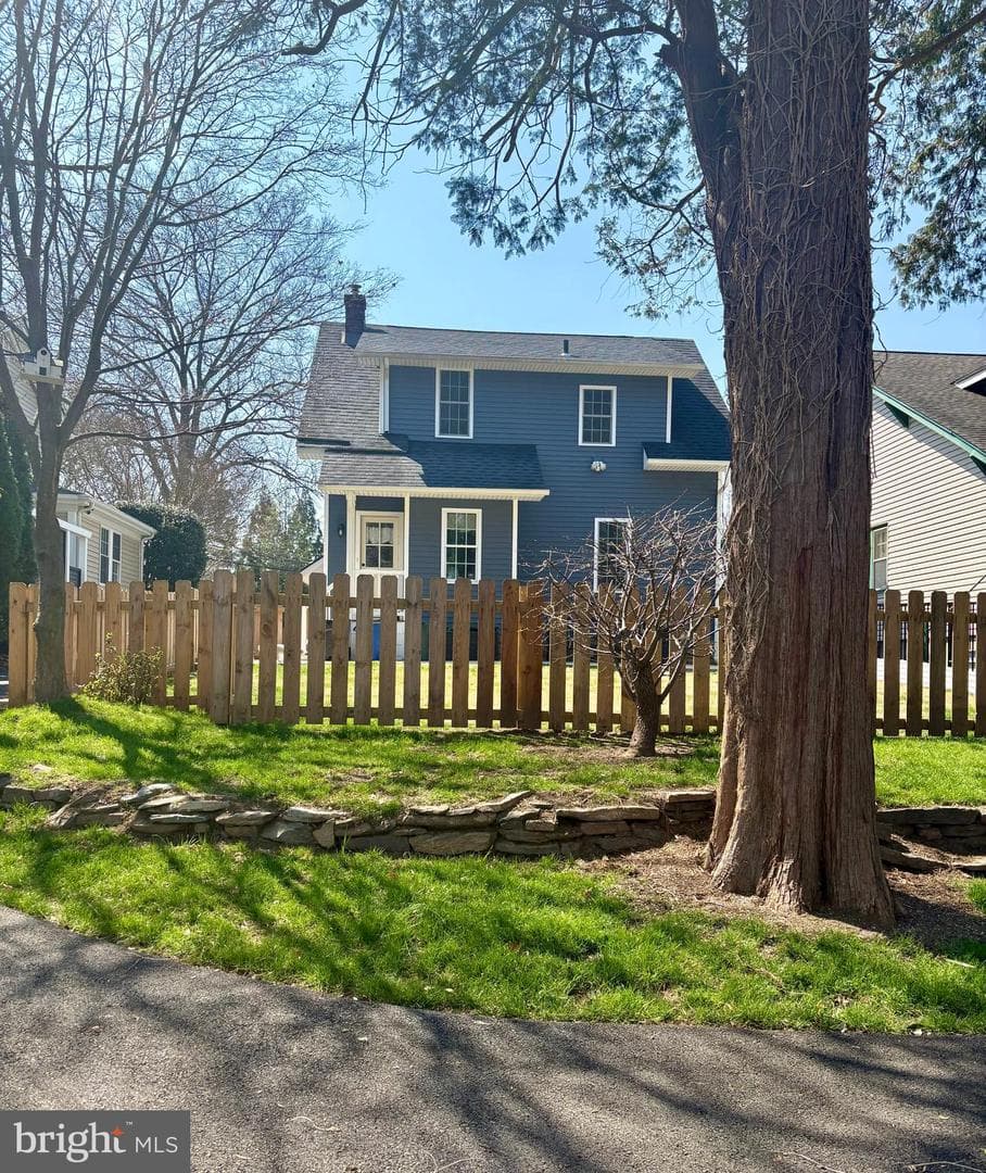 514 Stockham Avenue photo 9