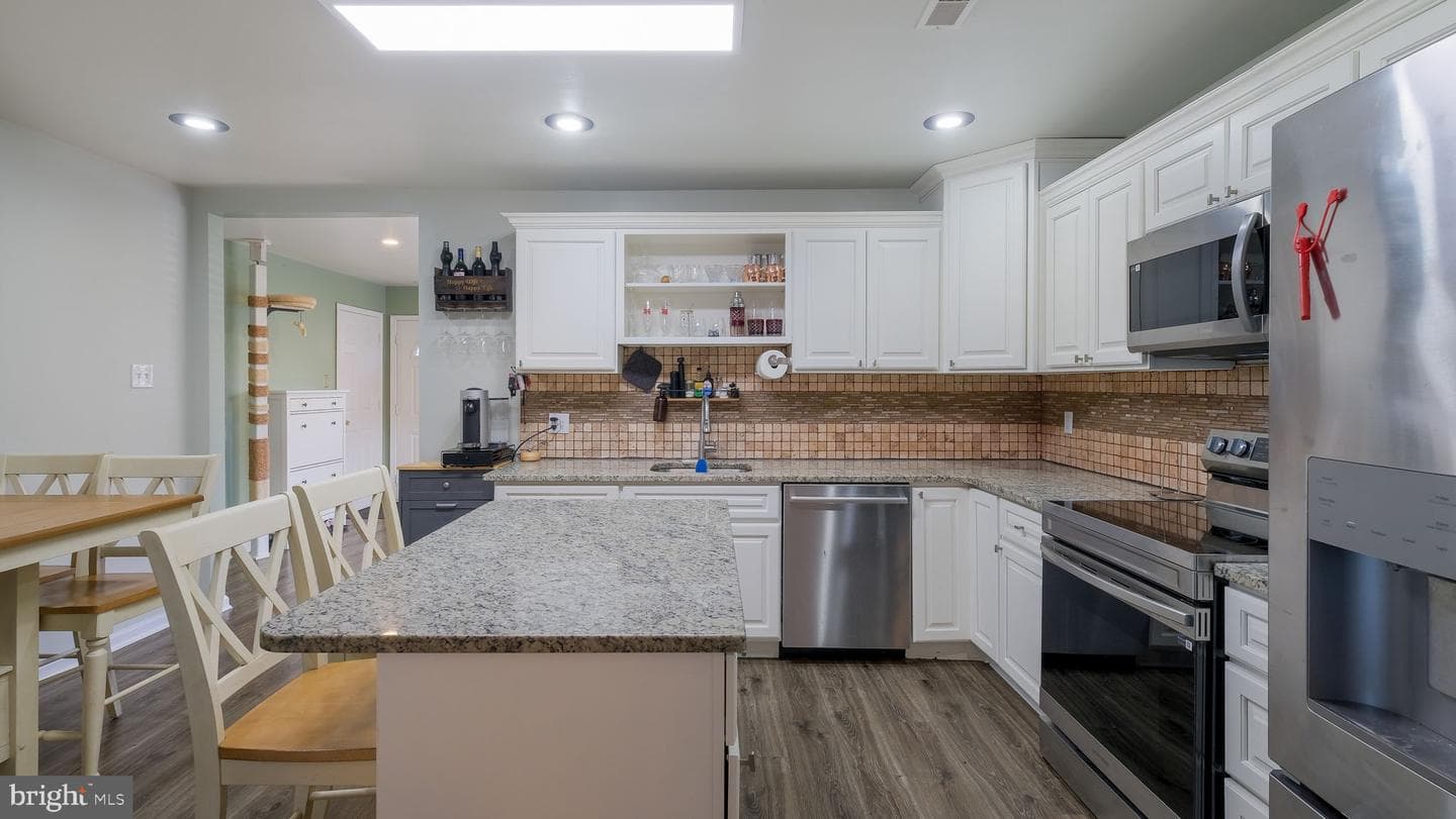 1706 Susan Avenue photo 8