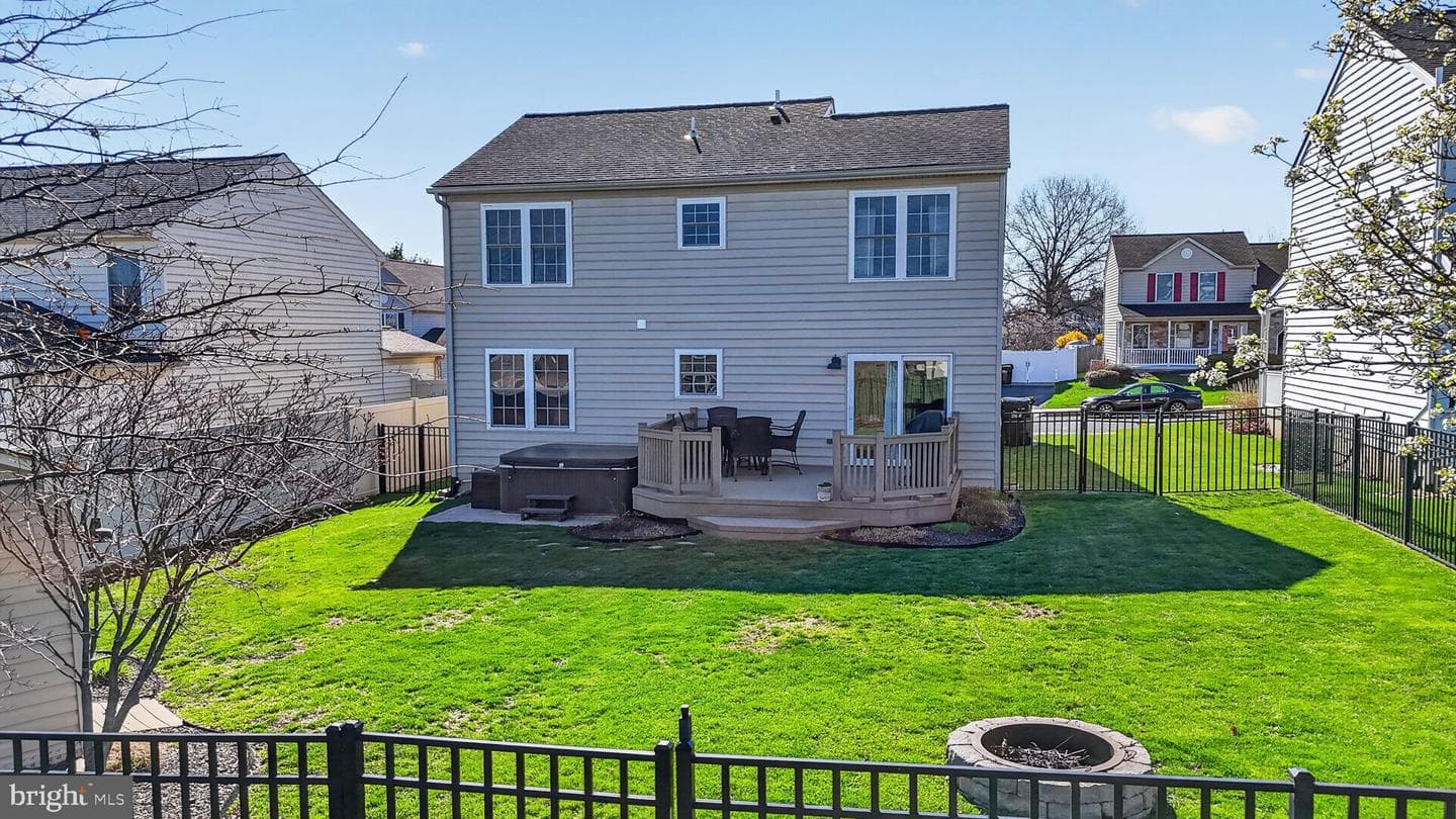 2040 Valley View Drive photo 54
