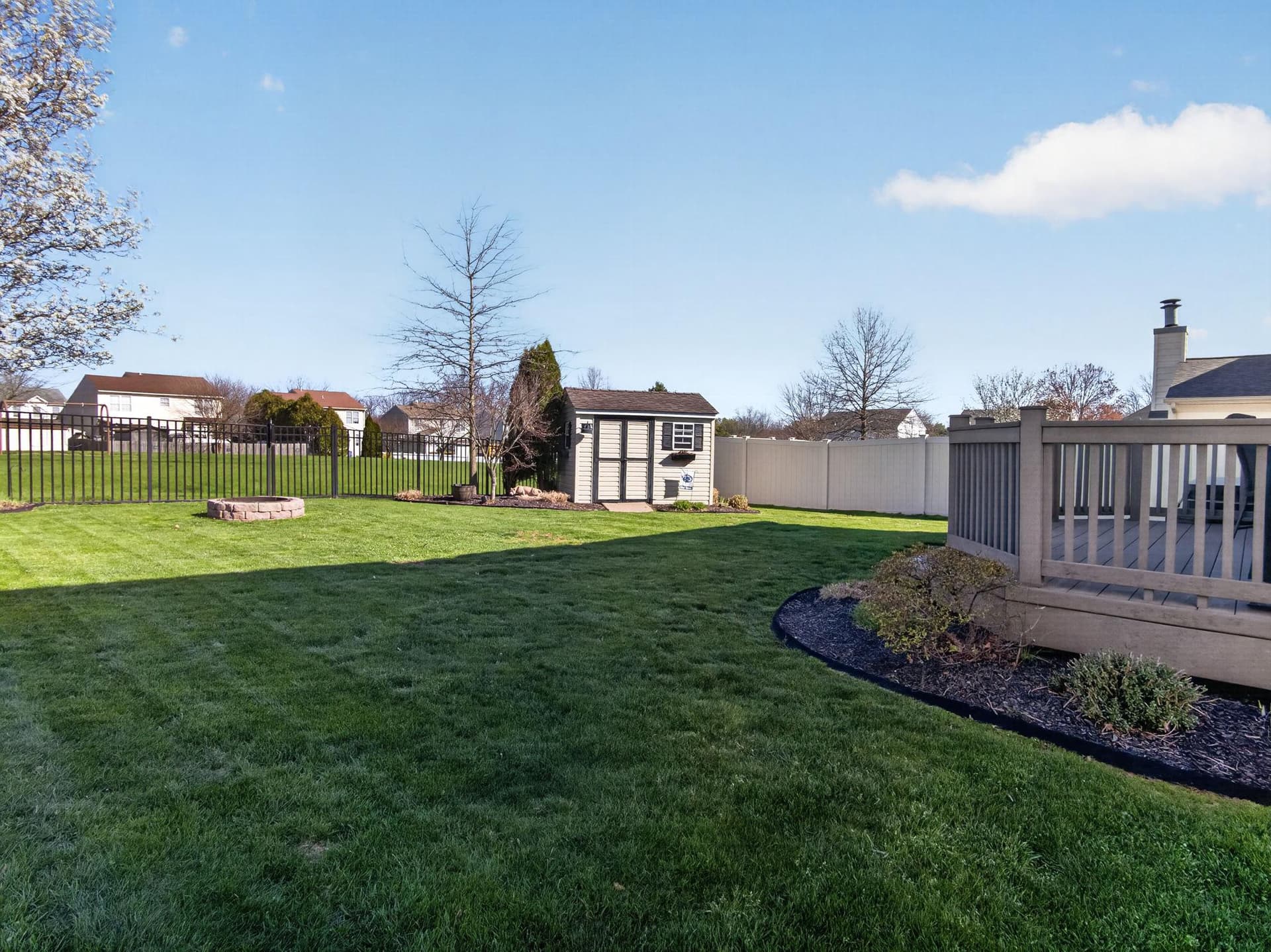 2040 Valley View Drive photo 67