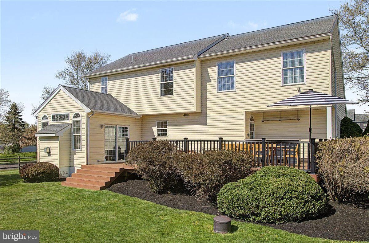 112 Trotters Way photo 43