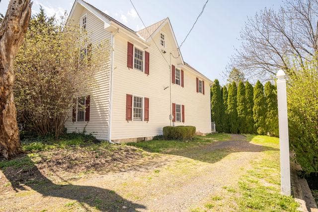 6 Letchworth Avenue photo 2